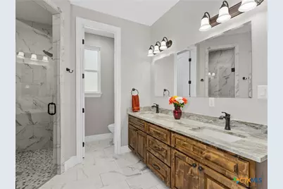 1644 Lake Ridge Boulevard, Canyon Lake, TX 78133 - Photo 13