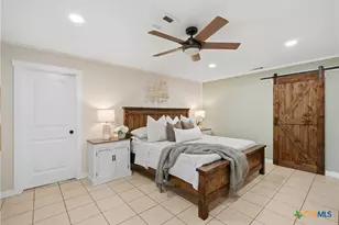 11102 Salado Springs Cir, Salado, TX 76571 - Photo 17