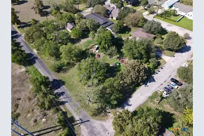 101 N Victoria Street, Victoria, TX 77901 - Photo 3