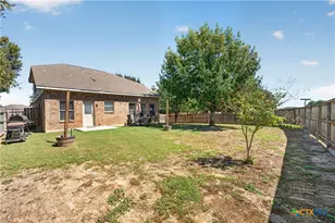 301 Maple Way, New Braunfels, TX 78132 - Photo 27