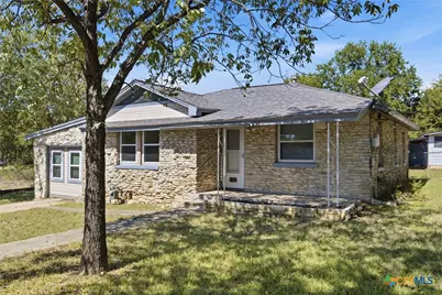 1112 W 1st Street, Lampasas, TX 76550 - Photo 3