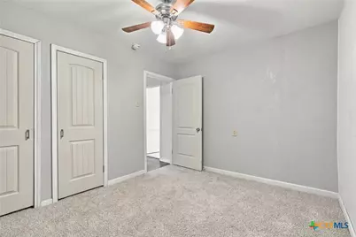 1112 W 1st Street, Lampasas, TX 76550 - Photo 25