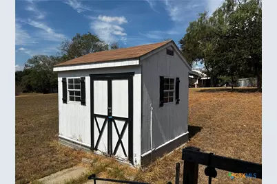 109 E Leon Street, Gatesville, TX 76528 - Photo 25