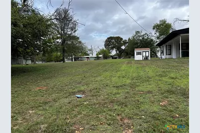 109 E Leon Street, Gatesville, TX 76528 - Photo 29