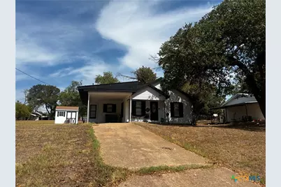 109 & 105 E Leon Street, Gatesville, TX 76528 - Photo 3