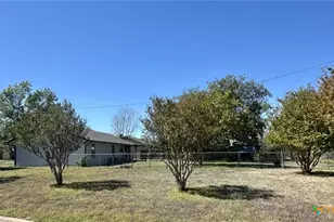 3417 Crown Dr, Gatesville, TX 76528 - Photo 19