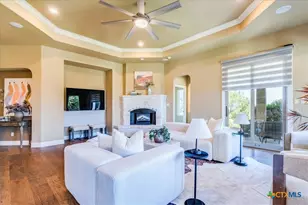 260 Long Creek Blvd, New Braunfels, TX 78130 - Photo 3