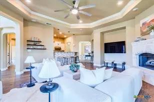 260 Long Creek Blvd, New Braunfels, TX 78130 - Photo 5