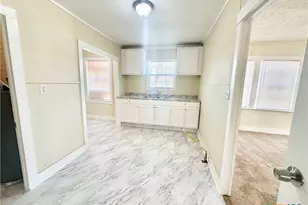 1007 Capps St, Marlin, TX 76661 - Photo 17