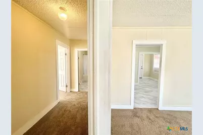 1007 Capps Street, Marlin, TX 76661 - Photo 9