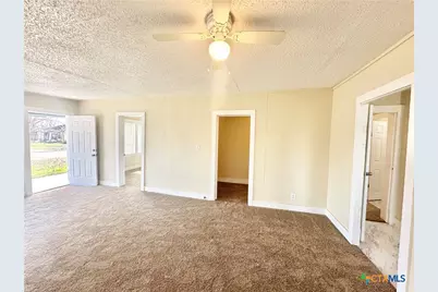 1007 Capps Street, Marlin, TX 76661 - Photo 5