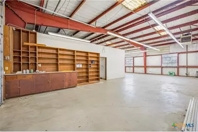 1301 E North Street, Victoria, TX 77901 - Photo 25
