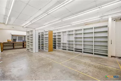1301 E North Street, Victoria, TX 77901 - Photo 27
