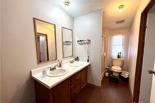 685 Fox Ln, Lockhart, TX 78644 - Photo 37