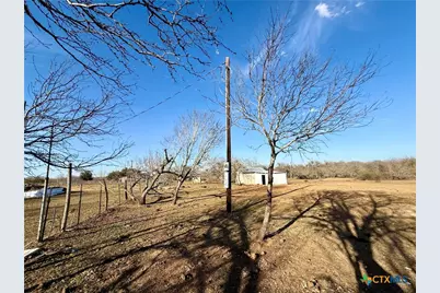 685 Fox Lane, Lockhart, TX 78644 - Photo 23