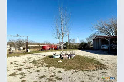 685 Fox Lane, Lockhart, TX 78644 - Photo 35