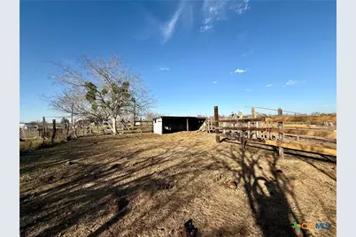 685 Fox Lane, Lockhart, TX 78644 - Photo 21