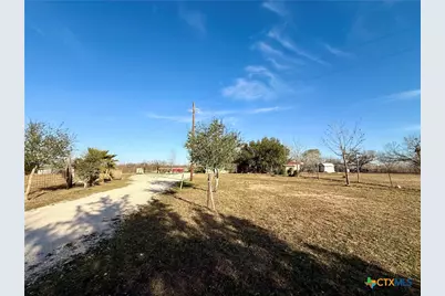 685 Fox Lane, Lockhart, TX 78644 - Photo 31