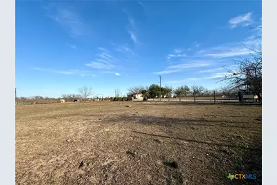 685 Fox Lane, Lockhart, TX 78644 - Photo 17