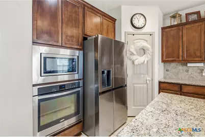 107 Brushy Creek, Victoria, TX 77904 - Photo 11