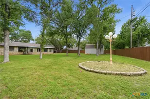 11102 Salado Springs Cir, Salado, TX 76571 - Photo 23