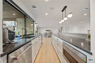 347 Venture Blvd, Point Venture, TX 78645 - Photo 29