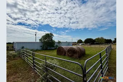 000 Parsons Road, Victoria, TX 77904 - Photo 11