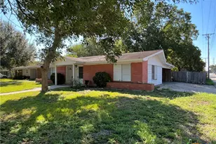 2101 E Mesquite Ln, Victoria, TX 77901 - Photo 25