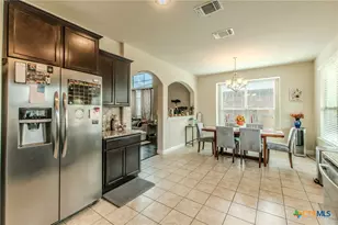 5126 Dauphin Dr, Belton, TX 76513 - Photo 9