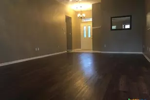 607 Ashland Creek, Victoria, TX 77901 - Photo 5