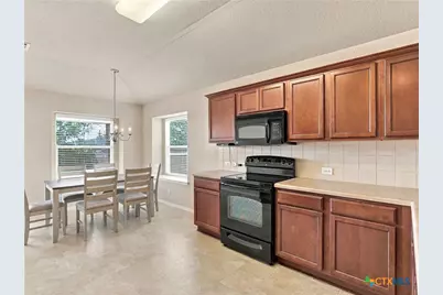 550 Briggs Drive, New Braunfels, TX 78130 - Photo 9
