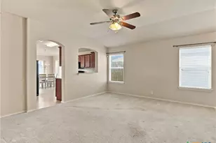 550 Briggs Dr, New Braunfels, TX 78130 - Photo 7