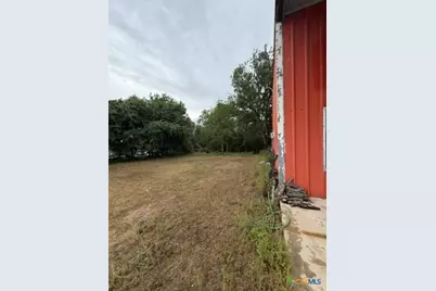 835 US Highway183 Avenue, Luling, TX 78648 - Photo 7