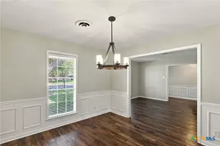 201 Nottingham Dr, Victoria, TX 77904 - Photo 7