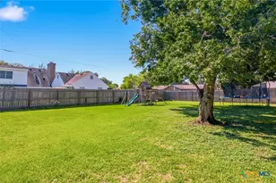 201 Nottingham Dr, Victoria, TX 77904 - Photo 27