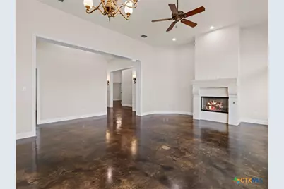 423 Elmwood Drive, New Braunfels, TX 78130 - Photo 7