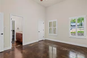 423 Elmwood Dr, New Braunfels, TX 78130 - Photo 29