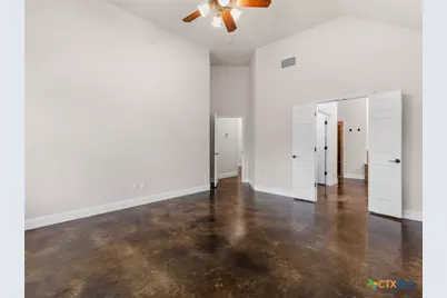 423 Elmwood Drive, New Braunfels, TX 78130 - Photo 19