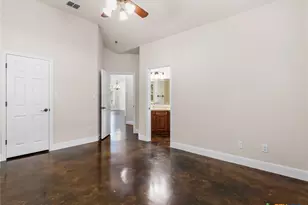 423 Elmwood Dr, New Braunfels, TX 78130 - Photo 33