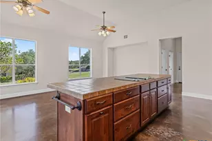 423 Elmwood Dr, New Braunfels, TX 78130 - Photo 13