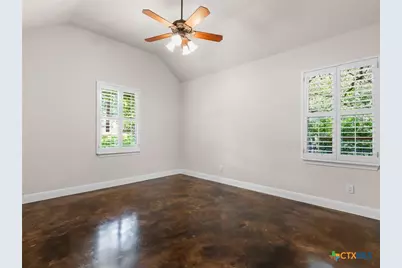 423 Elmwood Drive, New Braunfels, TX 78130 - Photo 31