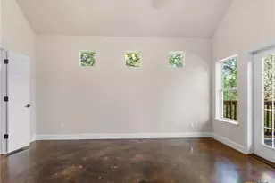 423 Elmwood Dr, New Braunfels, TX 78130 - Photo 21