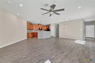 2071 Wind Chime Wy, New Braunfels, TX 78130 - Photo 9