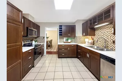 502 Bowden Avenue, Copperas Cove, TX 76522 - Photo 7