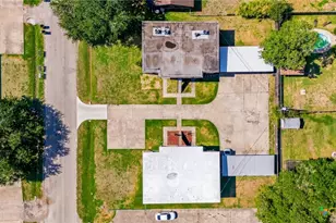 905 Simpson Rd, Victoria, TX 77904 - Photo 7