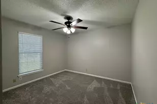 905 Simpson Rd, Victoria, TX 77904 - Photo 15