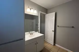 905 Simpson Rd, Victoria, TX 77904 - Photo 25