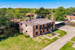 905 Simpson Rd, Victoria, TX 77904 - Photo 9