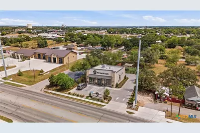 1602 Water (Us Hwy 183 Bypass) Street, Gonzales, TX 78629 - Photo 7