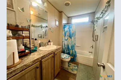 302 Antioch Street, Yoakum, TX 77995 - Photo 23